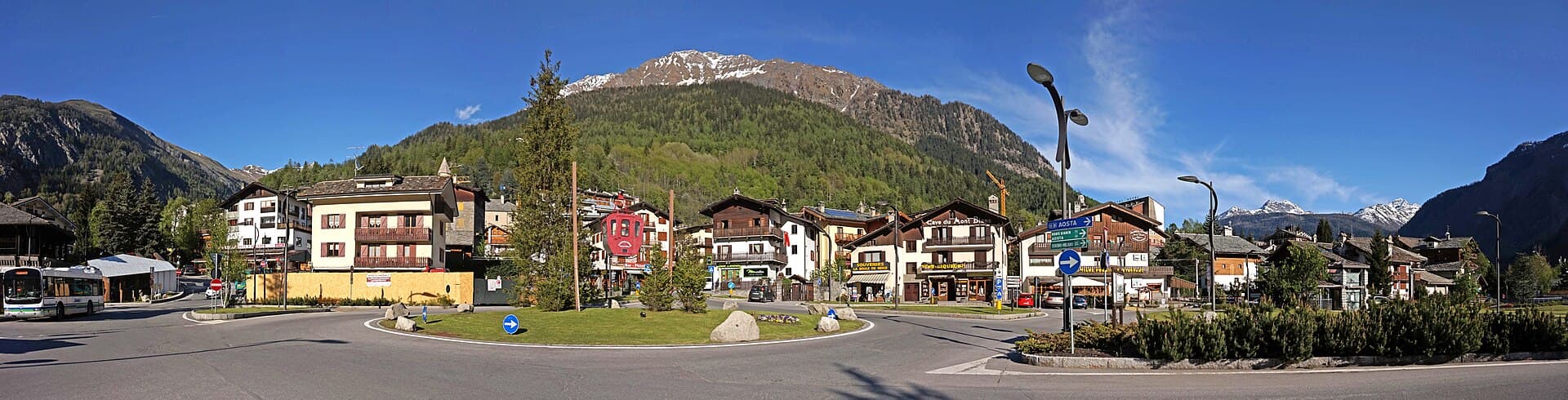 Courmayeur — foto de la estación