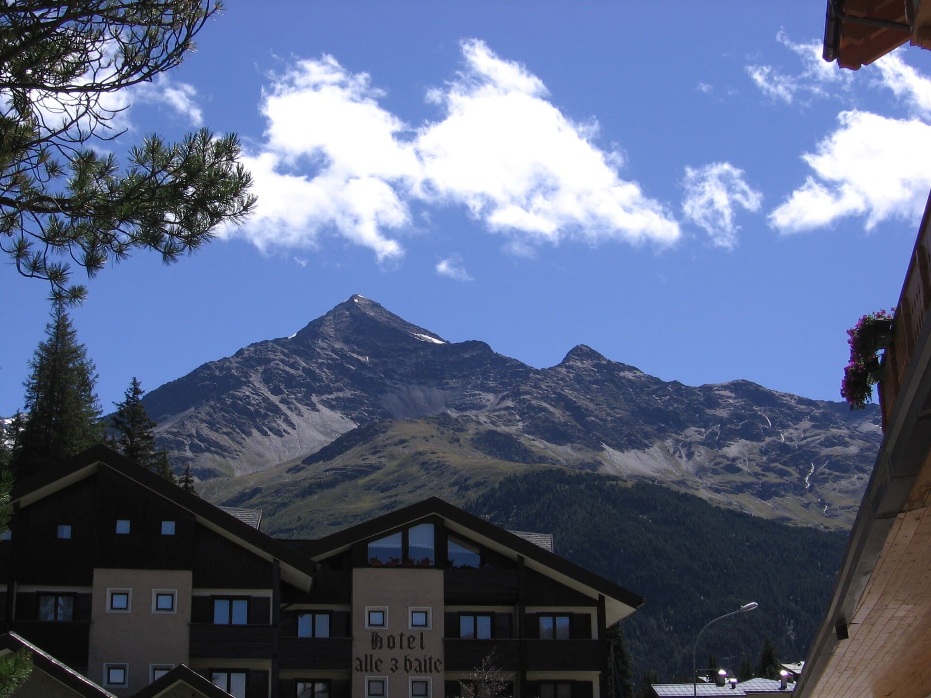 Santa Caterina Valfurva — foto de la estación